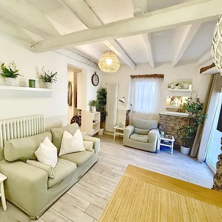 Villa Haven - *
